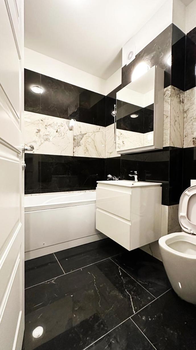 Cubrio Apartments Venetia Iasi Habitación foto
